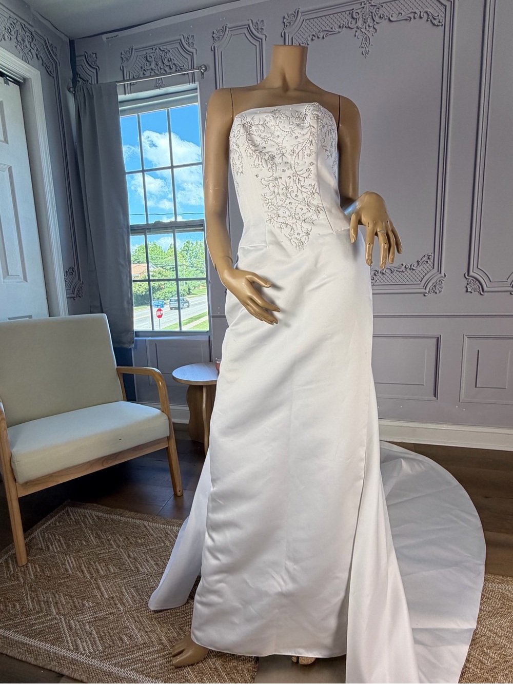 David’s Bridal White Satin Wedding Dress Size 6 Detachable Train Beaded